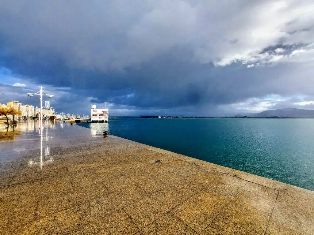 santander bay green water storm weather rain